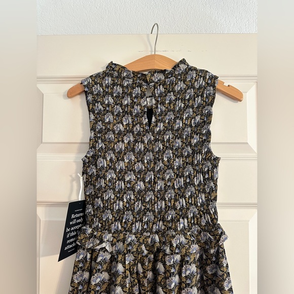 NWT Tuckernuck HYACINTH HOUSE Black Leafy Floral Smocked Seaton Midi Dress - Picture 4 of 6